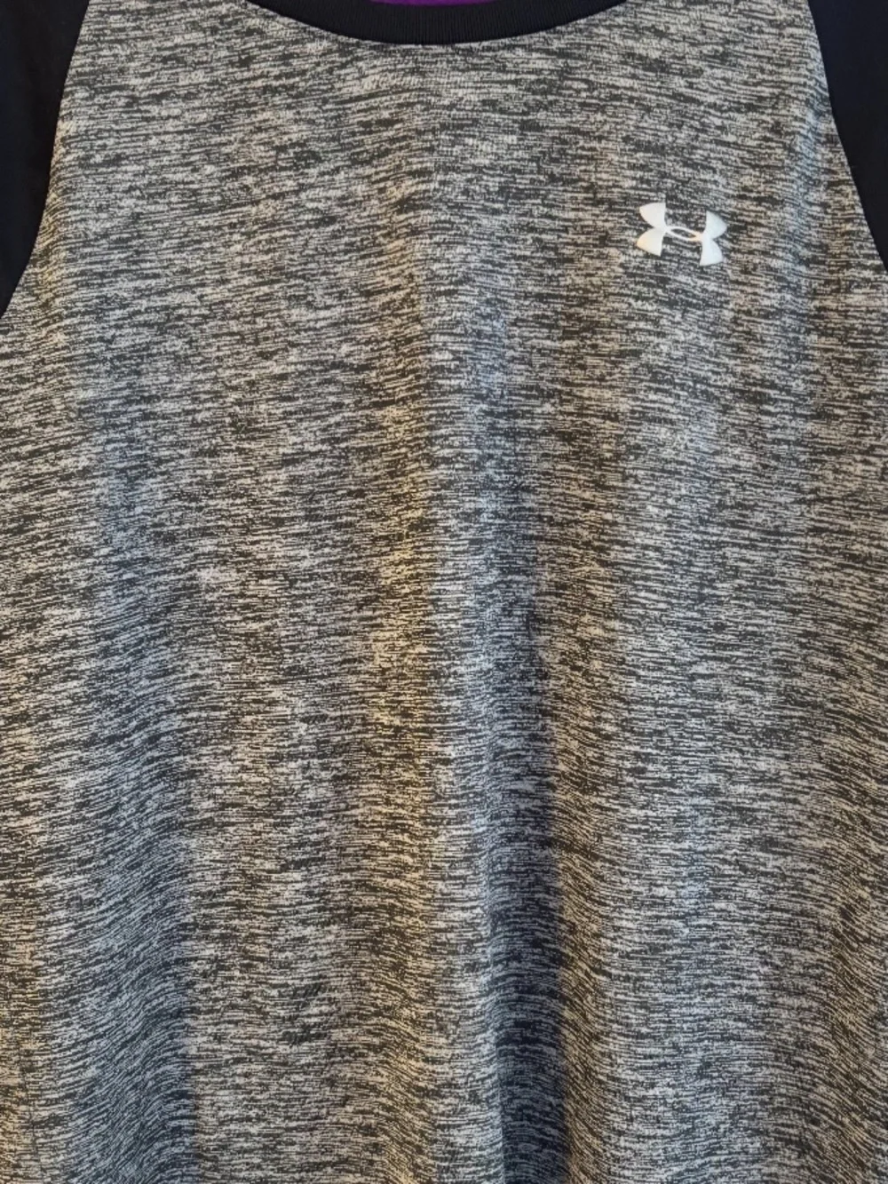 Under Armour 3/4 Long Sleeve Baseball Tee Black Gray Contrast shirt Medium - Picture 3 of 4